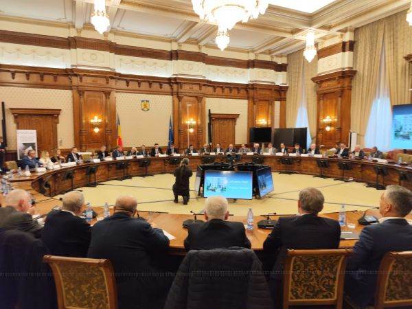 ”Lift pentru viaţă” - o iniţiativă pentru demnitate, accesibilitate, respect şi dezvoltare economică